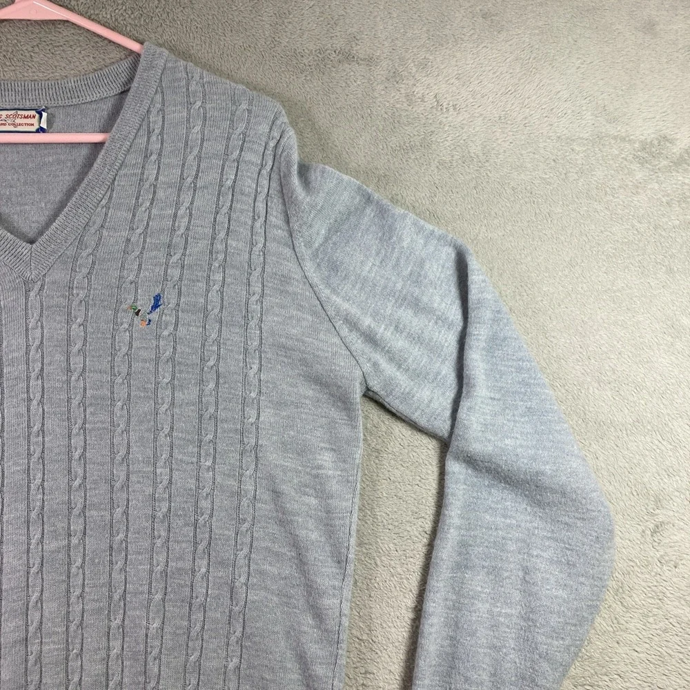 Vtg Isley Sweater Adult Medium Gray Embroidered Duck V Neck Flying Scotsman USA - Picture 7 of 15